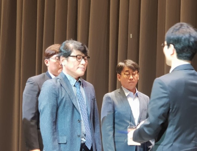 디스플레이우수성과2.jpg